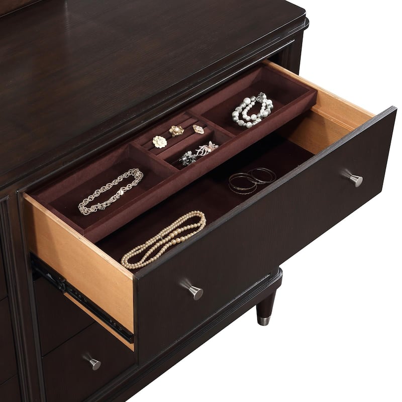 Niguel Brown 4-piece Poster Bedroom Set