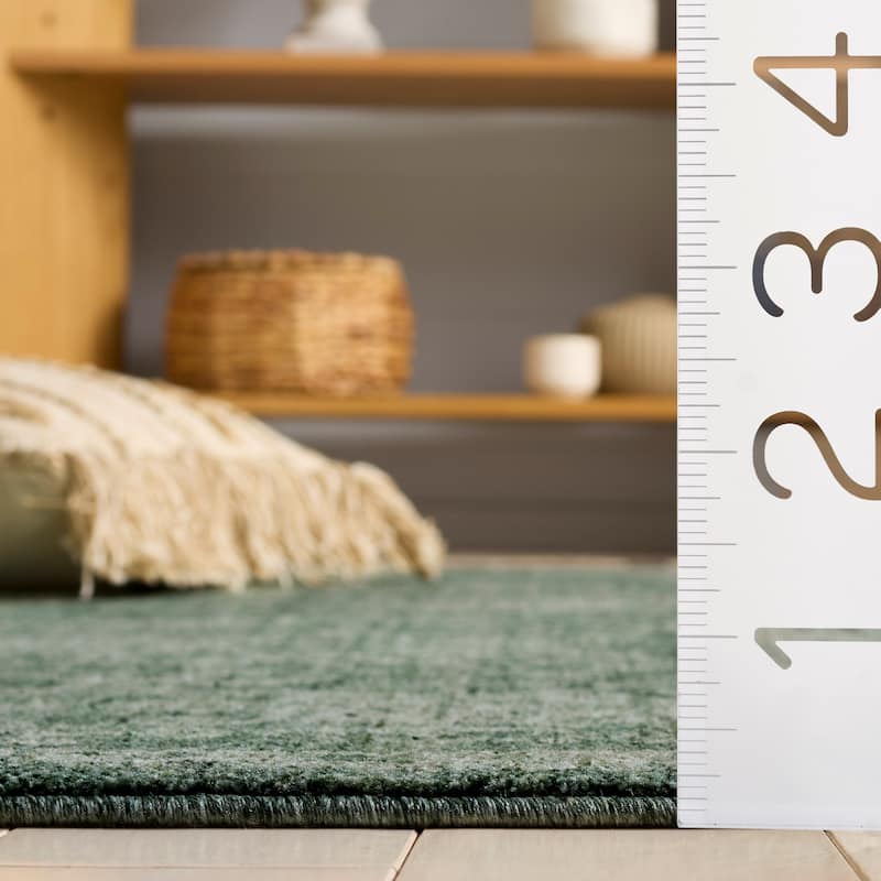 SAFAVIEH Vintage Overdye Lale Rug