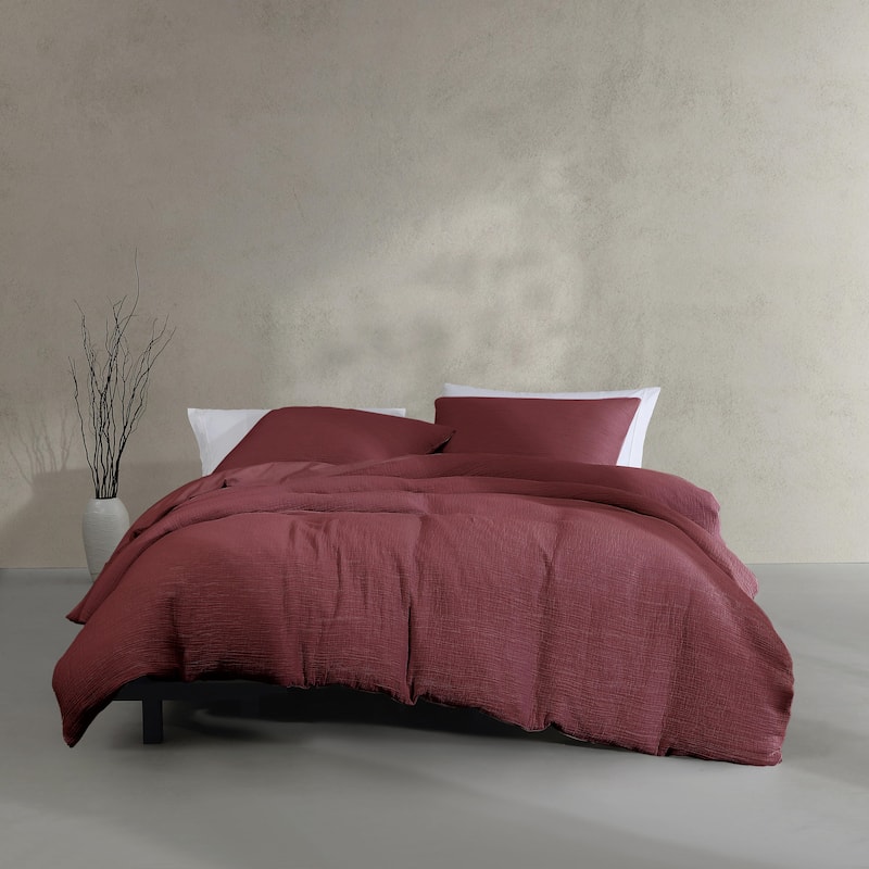 Calvin Klein Washed Texture Solid Cotton Duvet Cover Set - Red - King