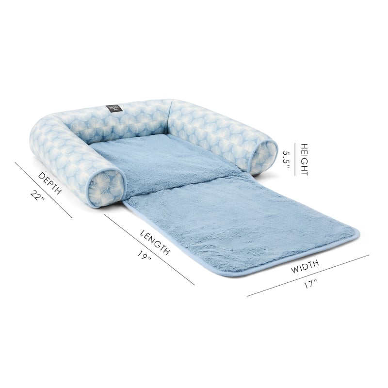 NICOLE MILLER NEW YORK PET Kendall Fluted Geo Cozy Couch Protector Pet Bed - 40.55"X23.62"X4.72"
