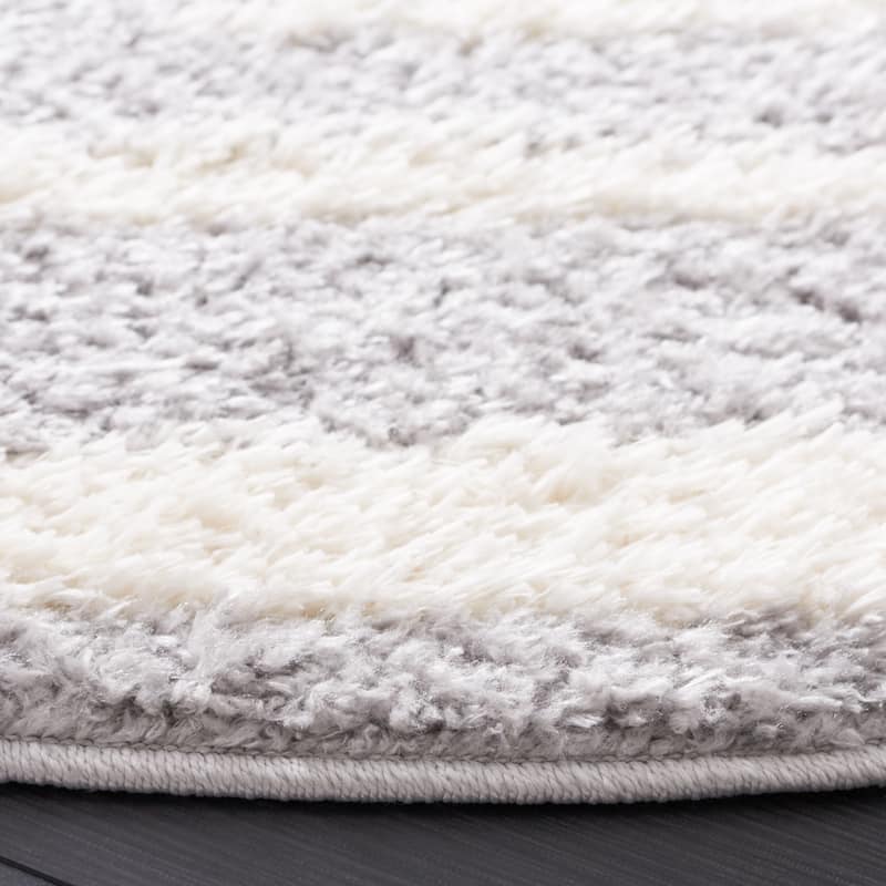 SAFAVIEH Norway Shag Lethia 1.2-inch Thick Rug