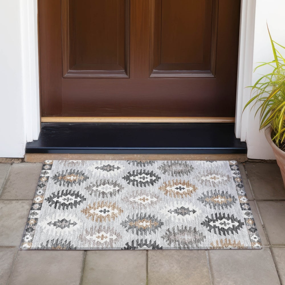 Machine Washable Indoor/ Outdoor Boho Tribal Chantille Rug