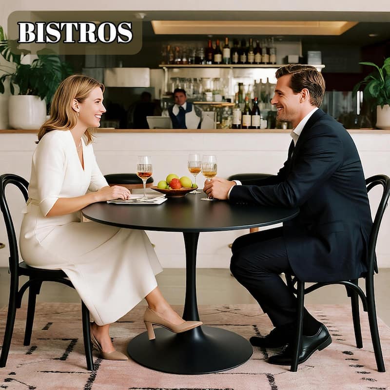 White Round Dining Table, Equipped with an elegant tulip-shaped metal base and a 31.5-inch medium-density fiberboard tabletop