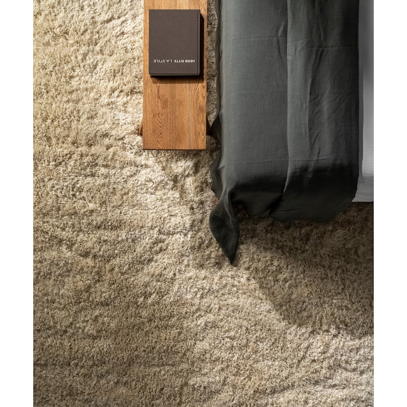 The Curated Nomad Baden Hand-woven Wool Soft Shag Area Rug
