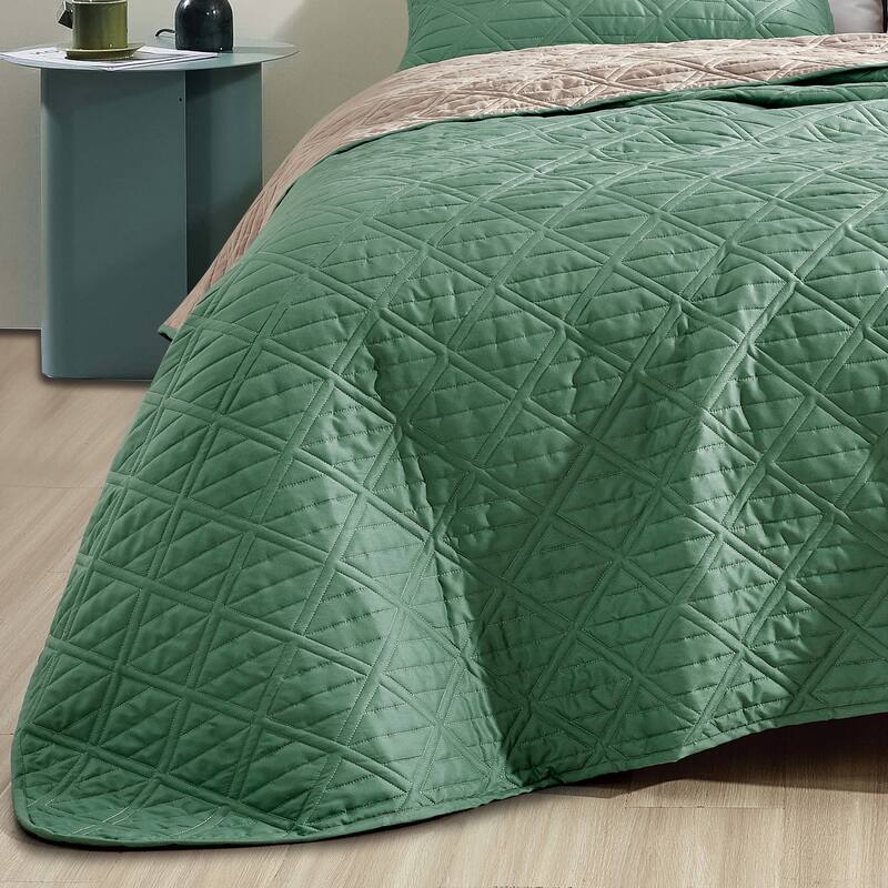 Shatex Serwa 3 piece Lightweight Bedspread set,Oversized Reversible Quilt set,Bedding Comforter Set