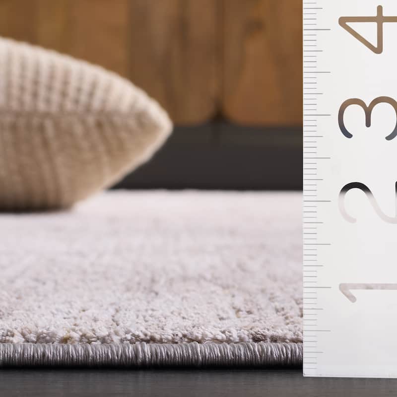 SAFAVIEH Garnet Minavere Modern Contemporary Rug