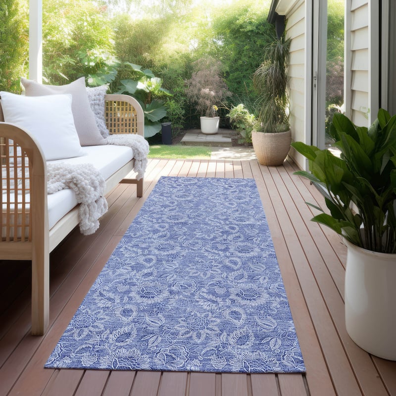 Machine Washable Indoor/ Outdoor Chantille Floral Rug