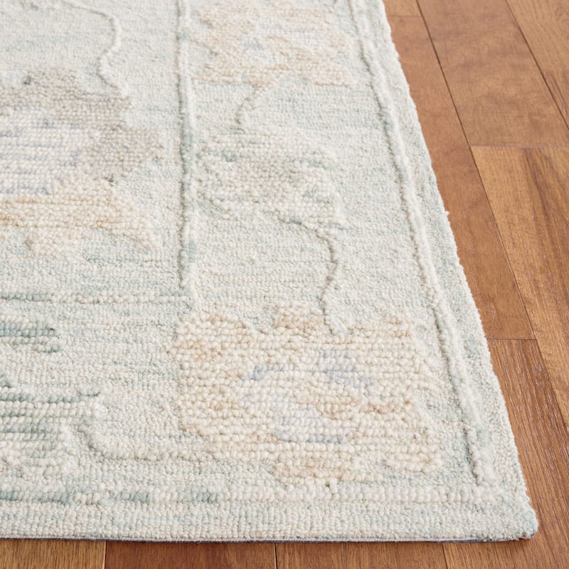 SAFAVIEH Handmade Abstract Fabiana Wool Rug