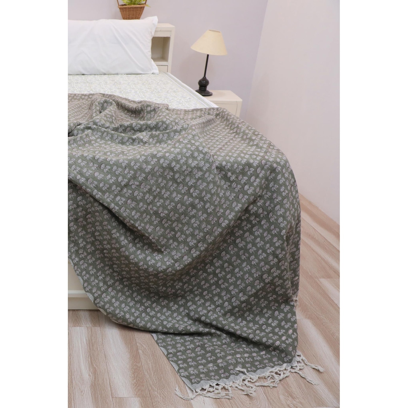 Fabdivine Damaru Handcrafted Cotton Blanket - Hand Block Printed Sofa & Bed Throw, Home Textile with Hand-Tied Tassels, 90"x54"