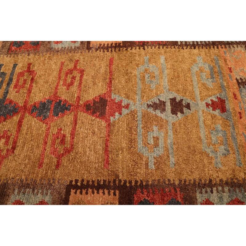 ECARPETGALLERY Hand-knotted Opulence Light Brown Wool Rug - 2'7 x 9'10