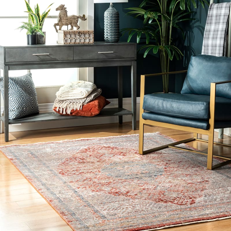 Nuloom Emmarie Withered Wreath Faded Area Rug - 4' x 6' - Grey - Rectangle