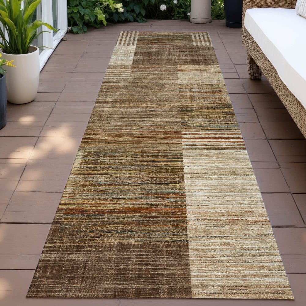 Machine Washable Indoor/Outdoor Contemporary Geo Chantille Rug