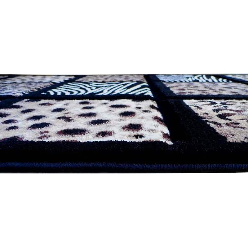 Wildlife Animal Print Area Rug with Raised Squares