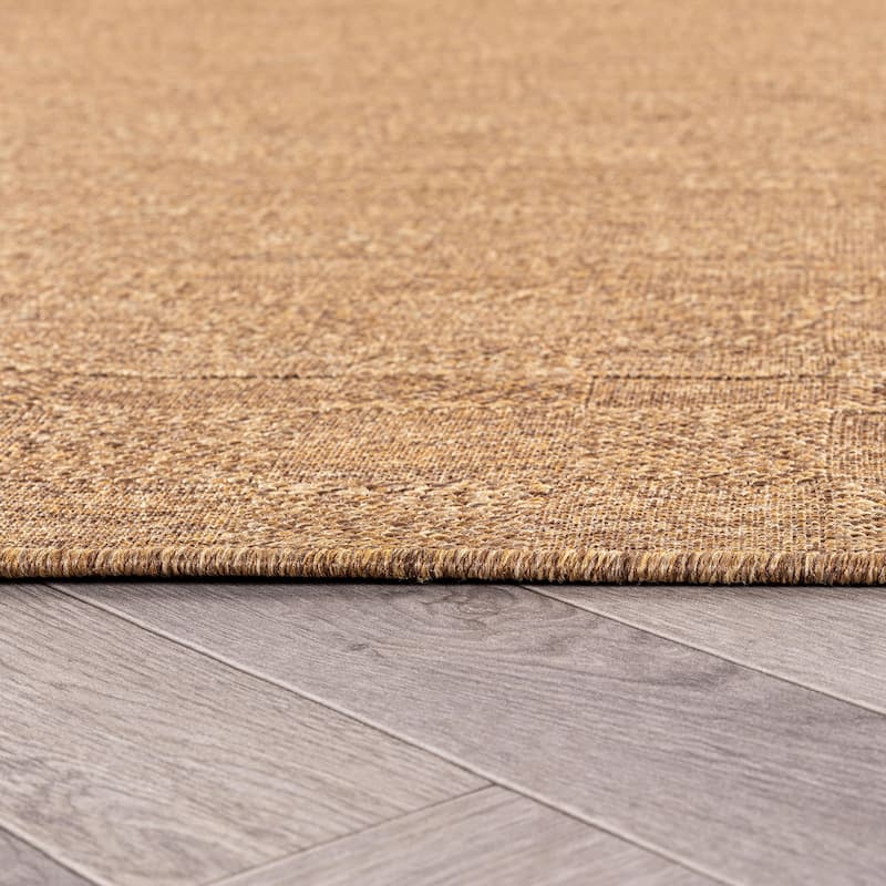 World Rug Gallery Checkered Indoor/Outdoor Flat Woven Area Rug