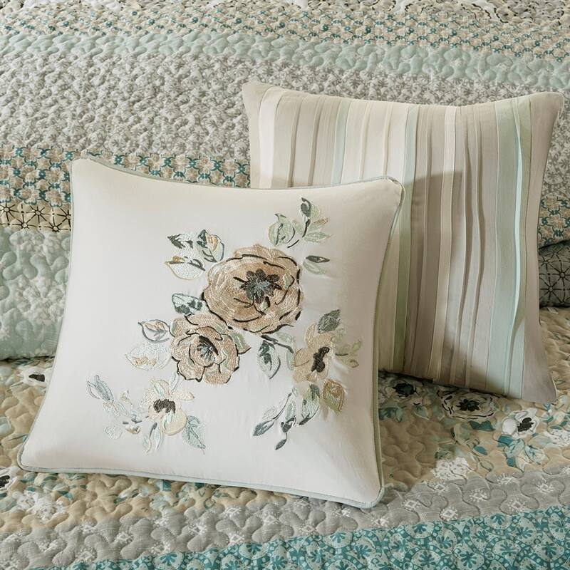 GDF Studio - Willa 6 Piece Reversible Cotton Quilt Set with Decorative Pillows