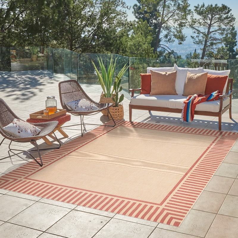Gertmenian Paseo Kiano Modern Stripe Border Polypropylene Flatweave Indoor/ Outdoor Area Rug