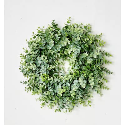 16" Eucalyptus Wreath