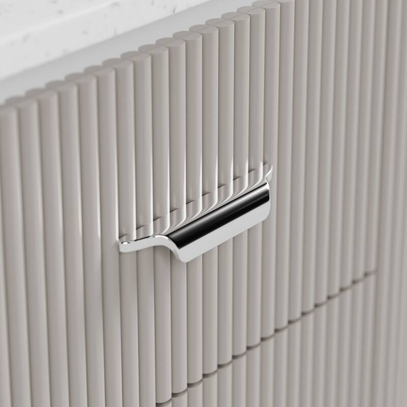 Furniture of America Seraphine Modern 4-Piece Light Grey Solid Wood Panel Bedroom Set with Fluted Headboard