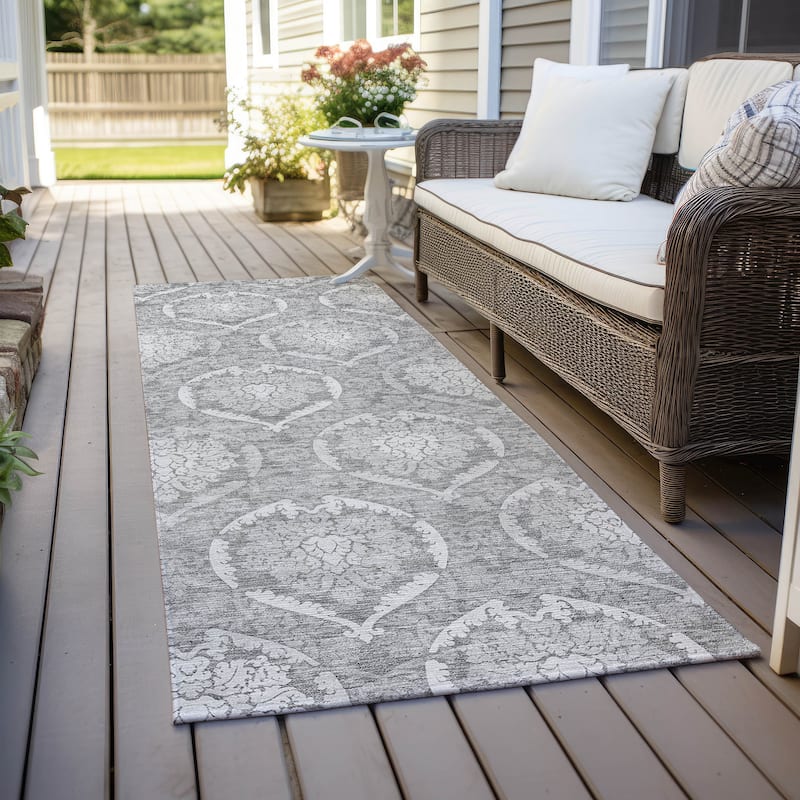 Machine Washable Indoor/ Outdoor Chantille Traditional Damask Rug - Gray - 2'3" x 7'6"