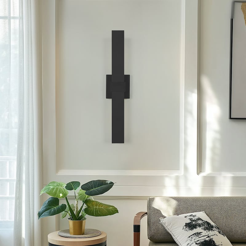 1-Light Black/White Aluminum LED Outdoor Wall Sconce