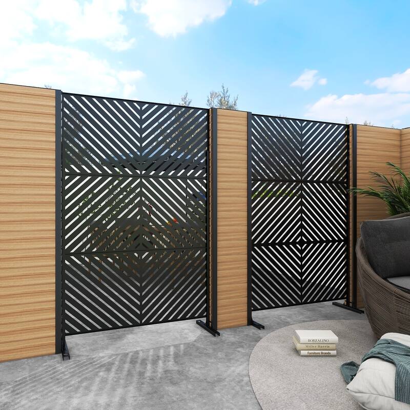 Outdoor Privacy Screen with Stand (Set of 2)