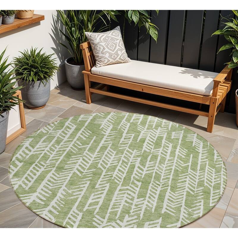 HomeRoots Tribal Transitional Rectangle Outdoor Rug - 8' Round