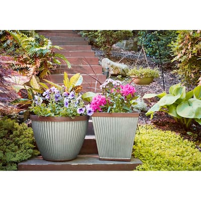 Southern Patio Westlake Planter