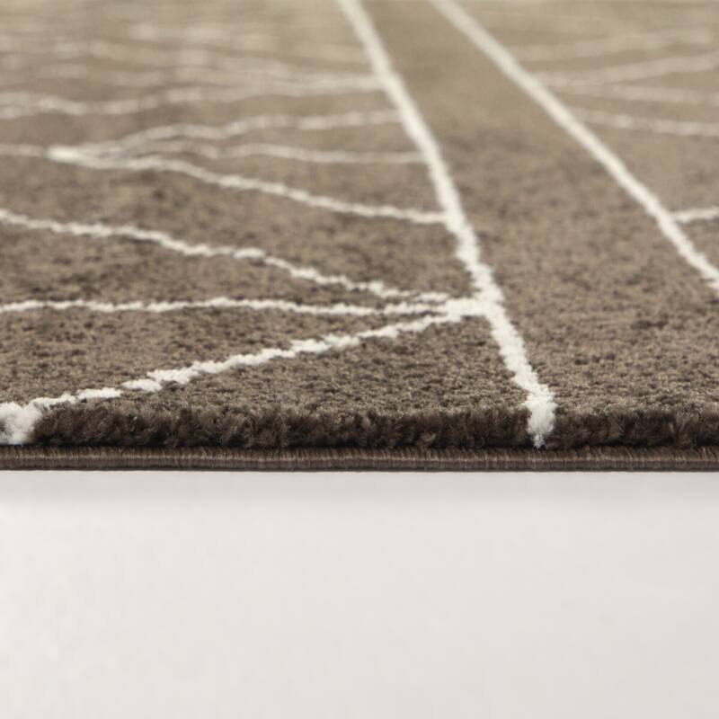 Carson Carrington Iseras Modern Geometric Area Rug