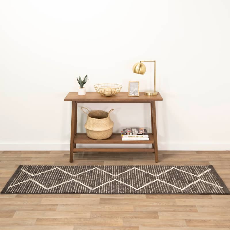 Oscar Modern Geometric Chevron Area Rug