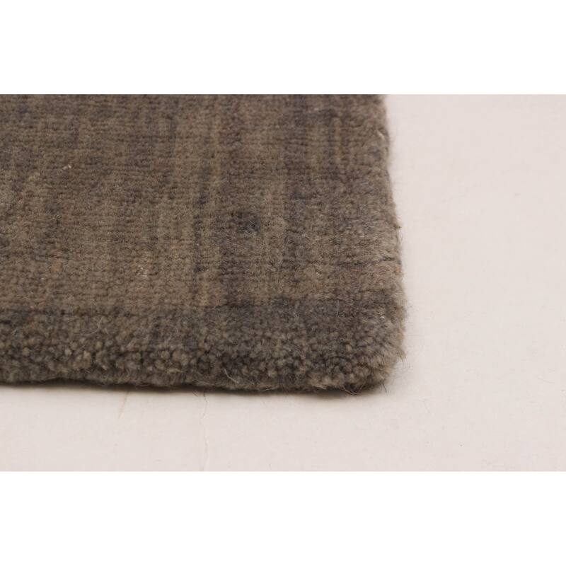 Kashkuli Gabbeh Grey Rug 4'9" x 6'6" - 4'9 x 6'6