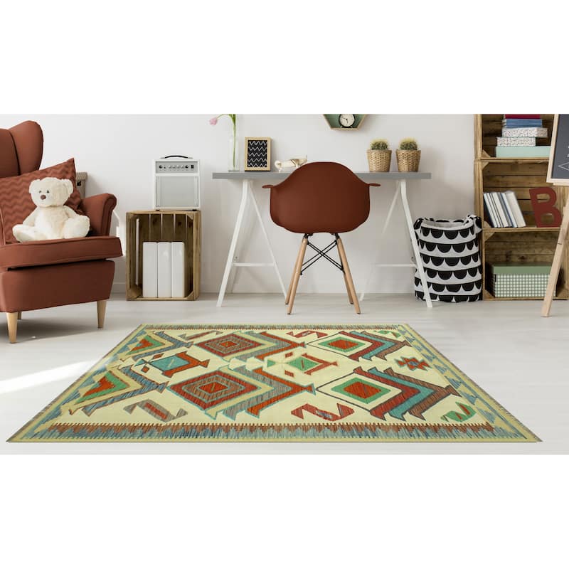 Hand-Woven Sangat Kilim Zabia Ivory/Red Rug - 4'11" x 6'7"