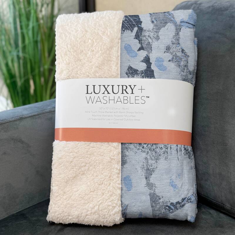 Premium Machine Washable Modern Floral Sherpa Throw Blanket