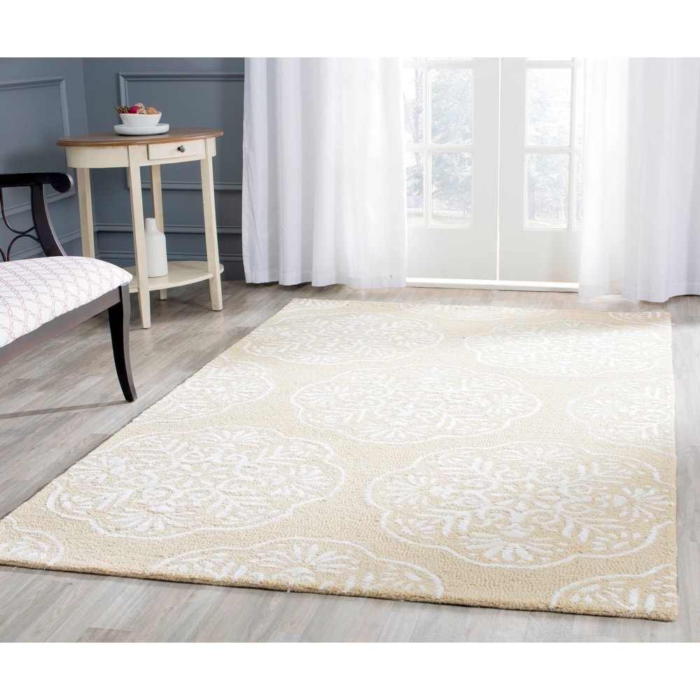 SAFAVIEH Handmade Bella Abygaelle Modern Floral Wool Rug