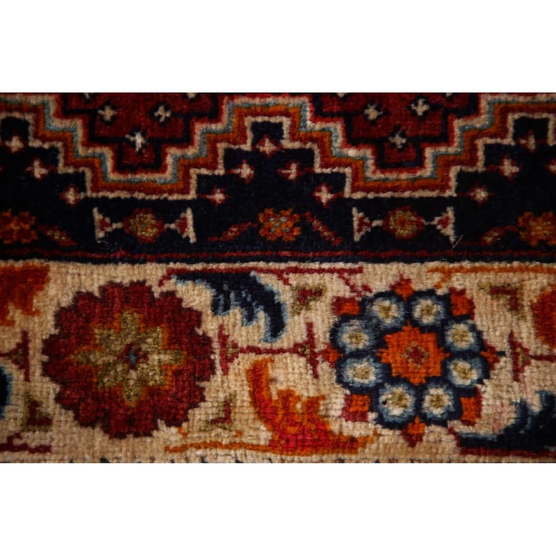 Shiraz Persian Vintage Area Rug Handmade Geometric Red Wool Carpet - 3'2"x 4'10"