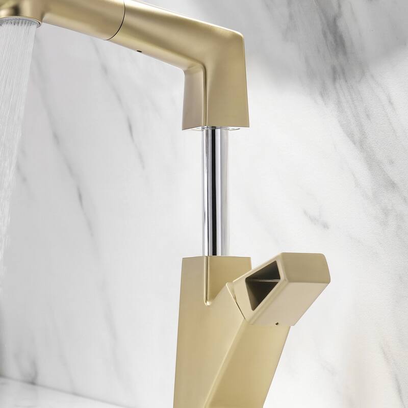Pull Out Swivel Single Hole Bathroom Faucet