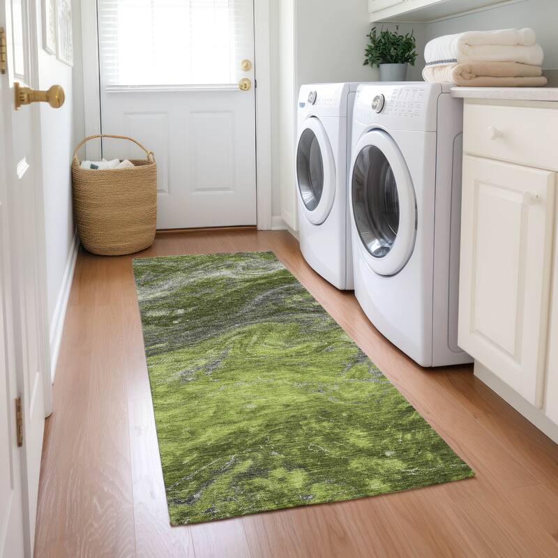 Machine Washable Indoor/ Outdoor Chantille Modern Abstract Rug - Green - 2'3" x 7'6"