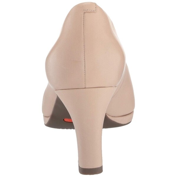 leah pump