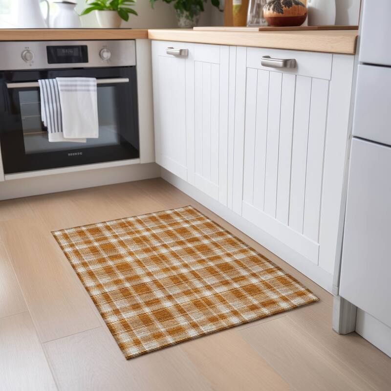 Machine Washable Indoor/ Outdoor Traditional Plaid Chantille Rug - Paprika - 1'8" x 2'6"