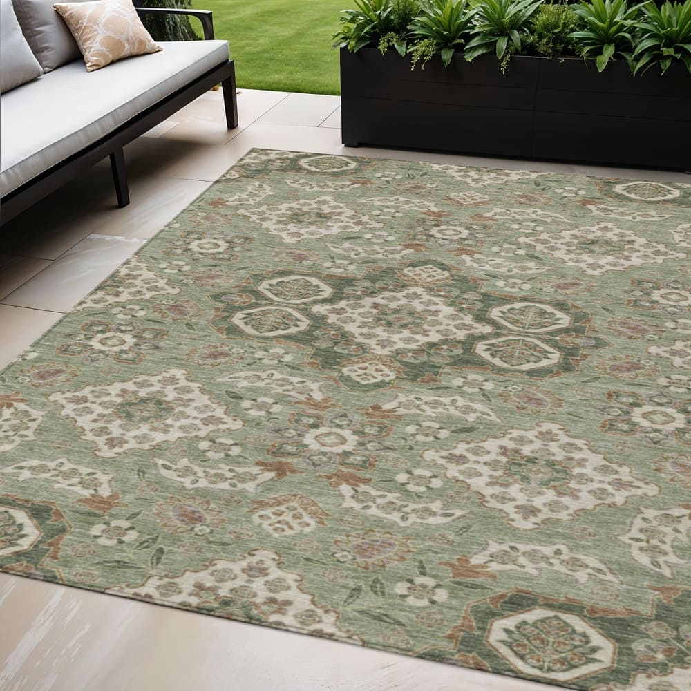 HomeRoots Medallion Traditional Rectangle Outdoor Rug