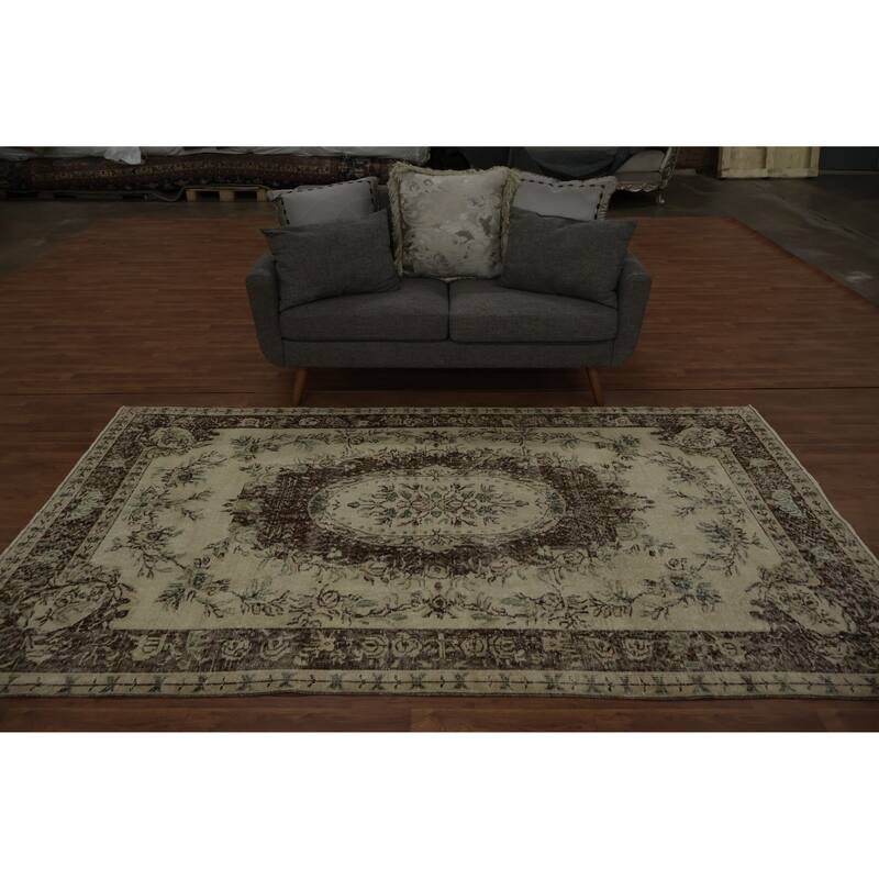 Hand Knotted Oriental 100% Wool Carpet Transitional Floral Beige & Ivories Anatolian Area Rug - 9' 1'' X 5' 4''