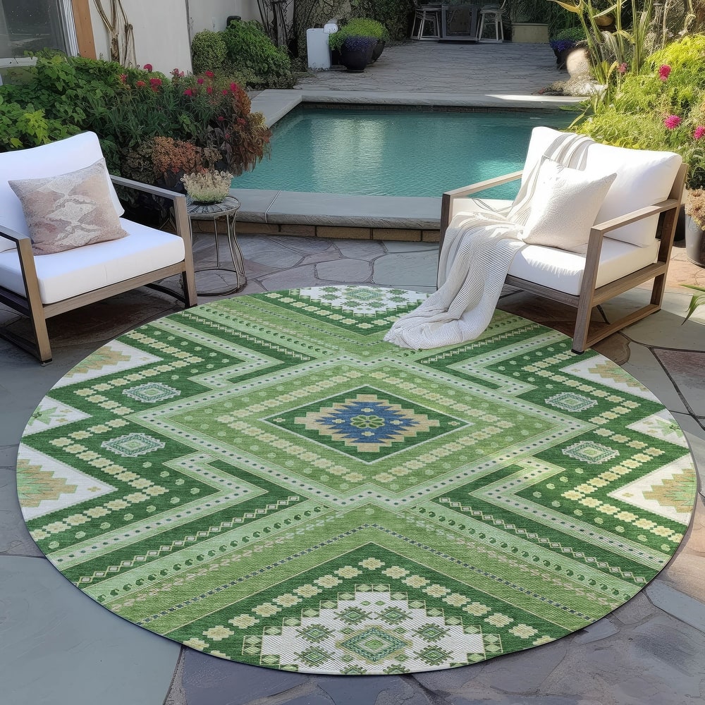 Machine Washable Indoor/ Outdoor Global Boho Chantille Rug