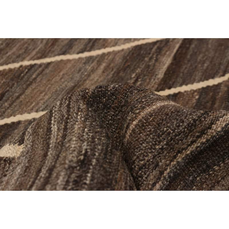 Sivas Brown Kilim 6'8" x 9'8" - 6'8 x 9'8