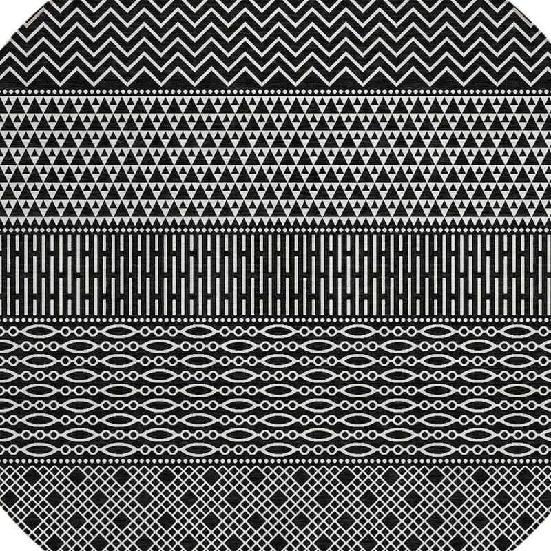 HomeRoots Chevron Modern Rectangle Outdoor Rug