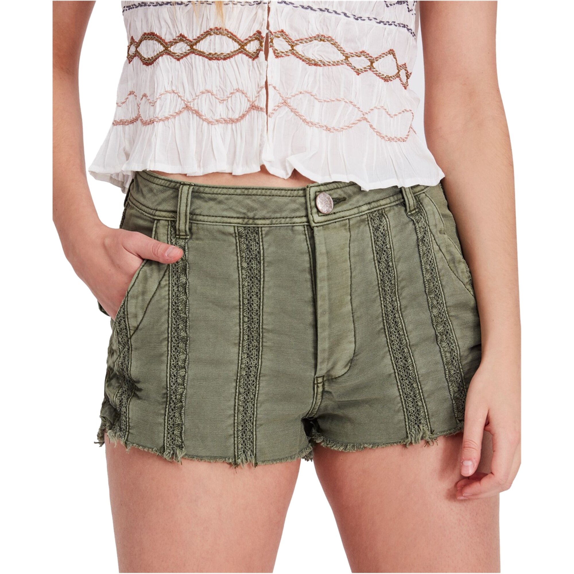 shorts with lace trim