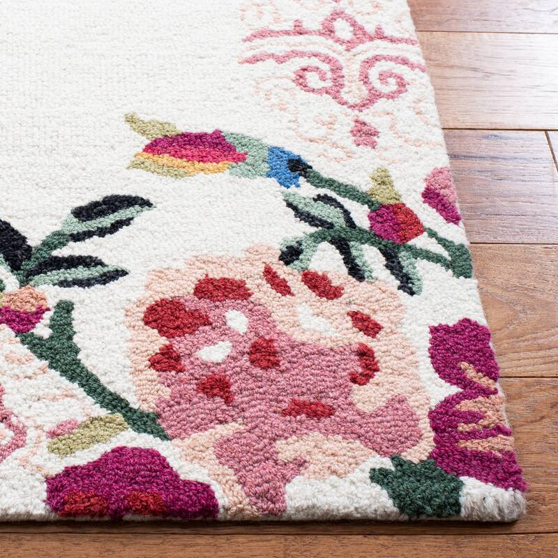 SAFAVIEH Handmade Blossom Miral Country Floral Wool Rug