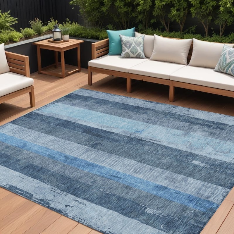 HomeRoots Striped Transitional Rectangle Outdoor Rug - 9' X 12'