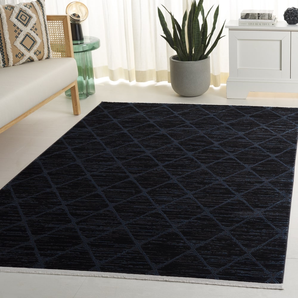 SAFAVIEH Mila Margurite Modern & Contemporary Rug