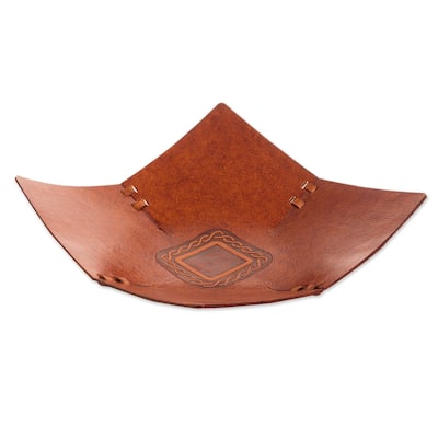 Handmade Square Lasso Leather Catchall (Peru) - 2.6" H x 11" W x 11" D