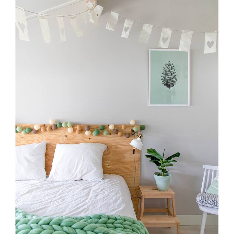 String Light- Forest Green