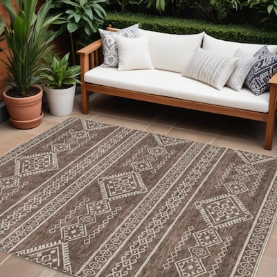 HomeRoots Southwestern Transitional Rectangle Outdoor Rug